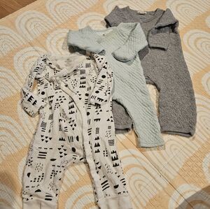 Lot Of 3 Kimono Stlye Baby Pjs